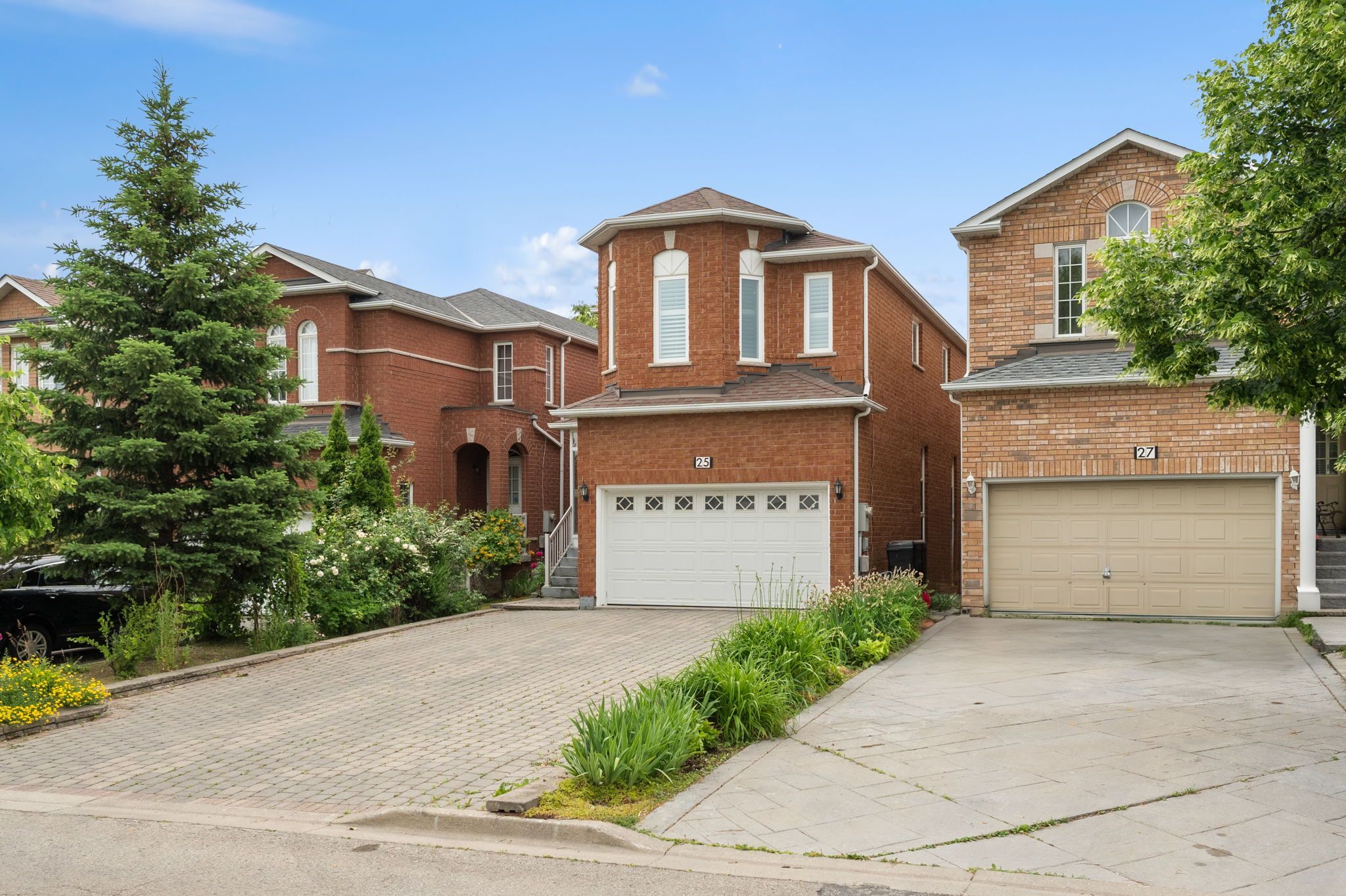 وان، کانادا | بهترین قیمت | بهترین محله در West Woodbridge | سان‌وی هاوس