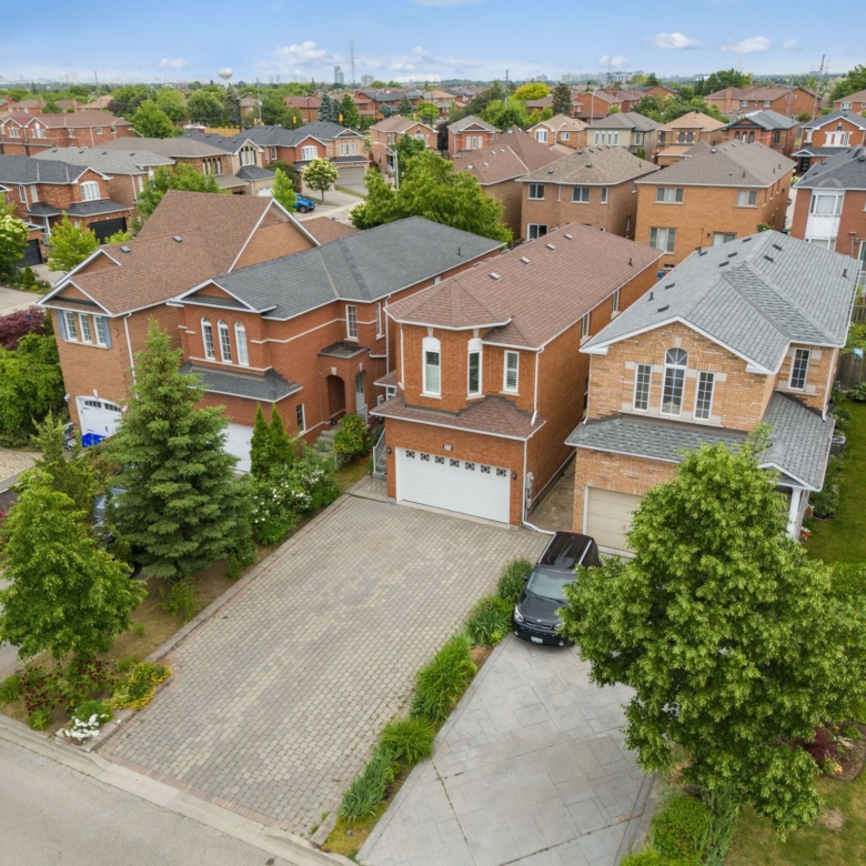 وان، کانادا | بهترین قیمت | بهترین محله در West Woodbridge | سان‌وی هاوس