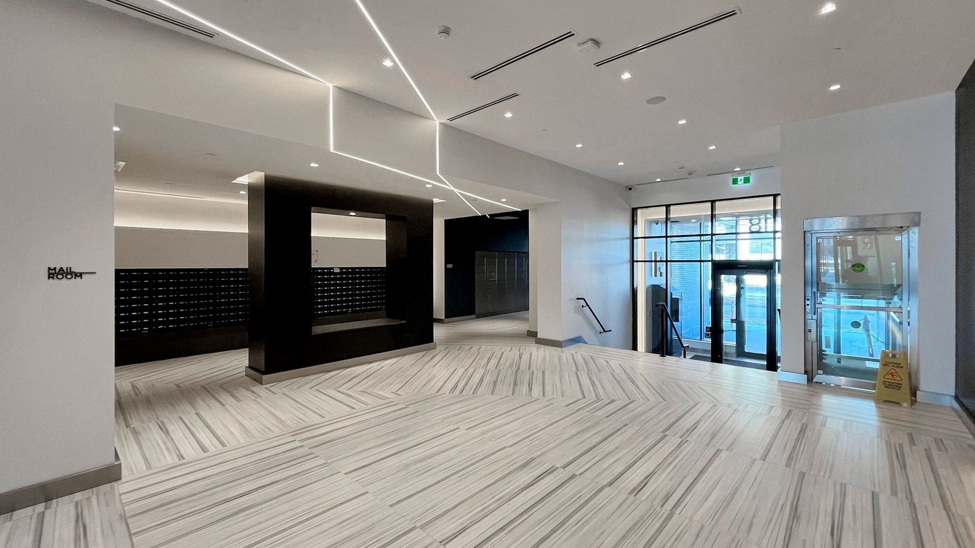 مارکهام، Uptown | یک اتاق مجزا و 2 خواب | Riverview Condos - سان‌وی هاوس