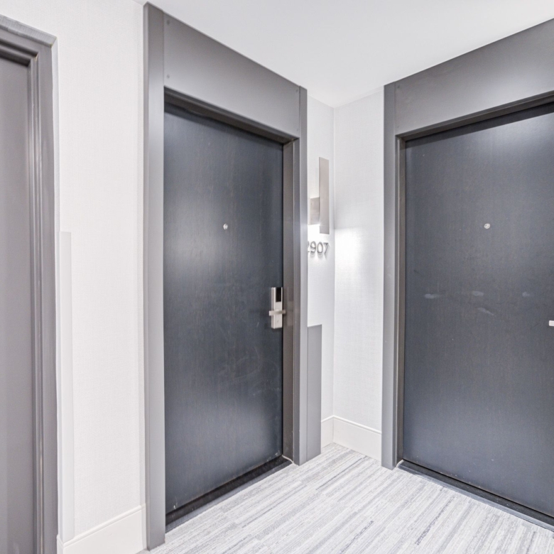 مارکهام، Uptown | یک اتاق مجزا و 2 خواب | Riverview Condos - سان‌وی هاوس